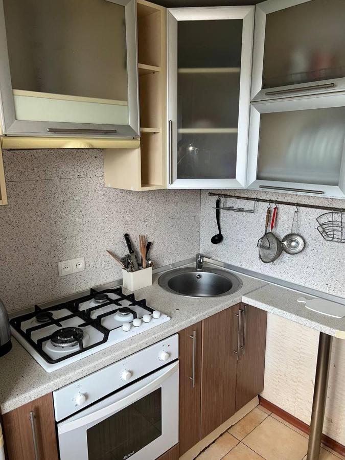 Двокімнатна Квартира На Архипенко Kiev Buitenkant foto